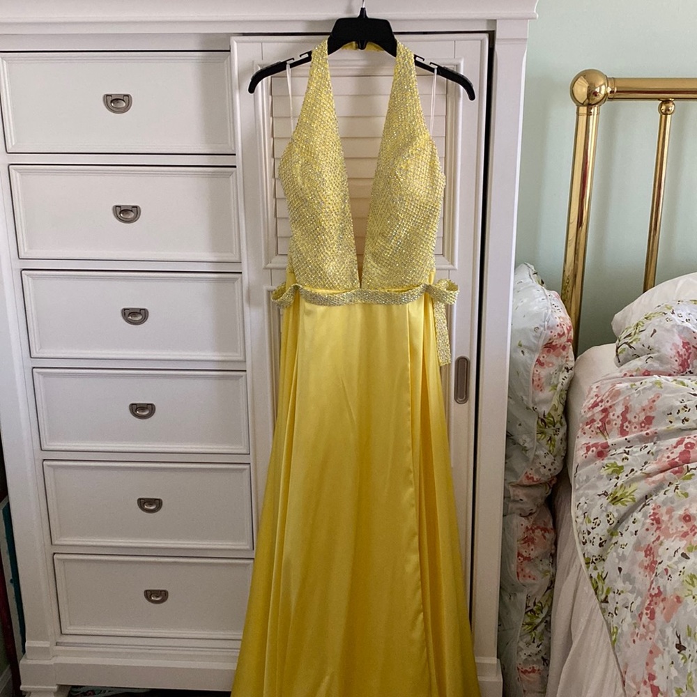 Yellow Vienna Prom evening gown